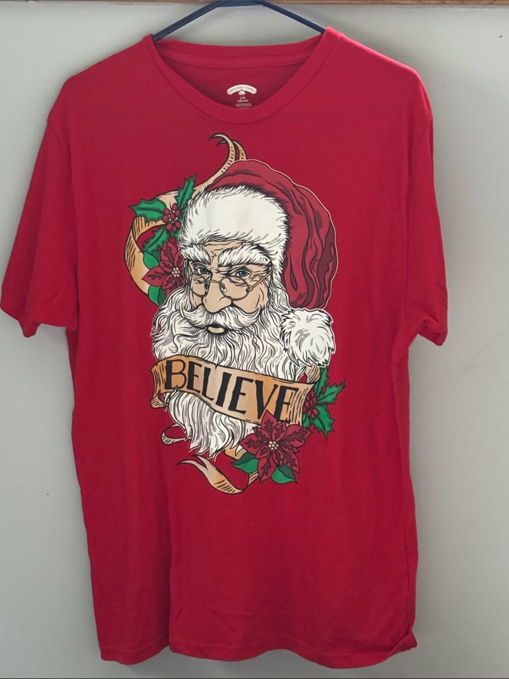 Red 'Believe' Santa Graphic Tee